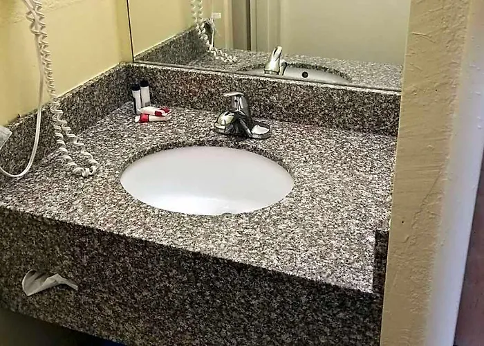 Hotel Travelodge By Wyndham Il Lansing